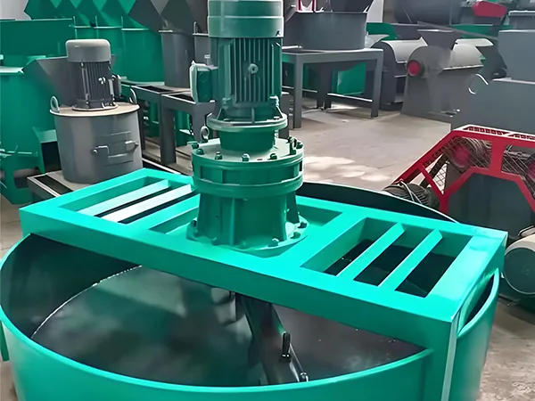 Mélangeur vertical (pan mixer)
